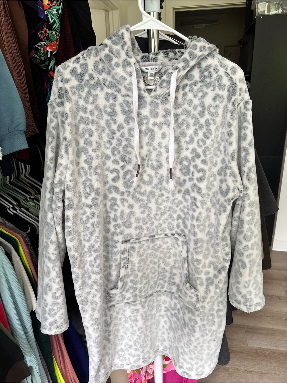 Wildfox Cozy Gray Leopard Hooded Pullover wearable blanket